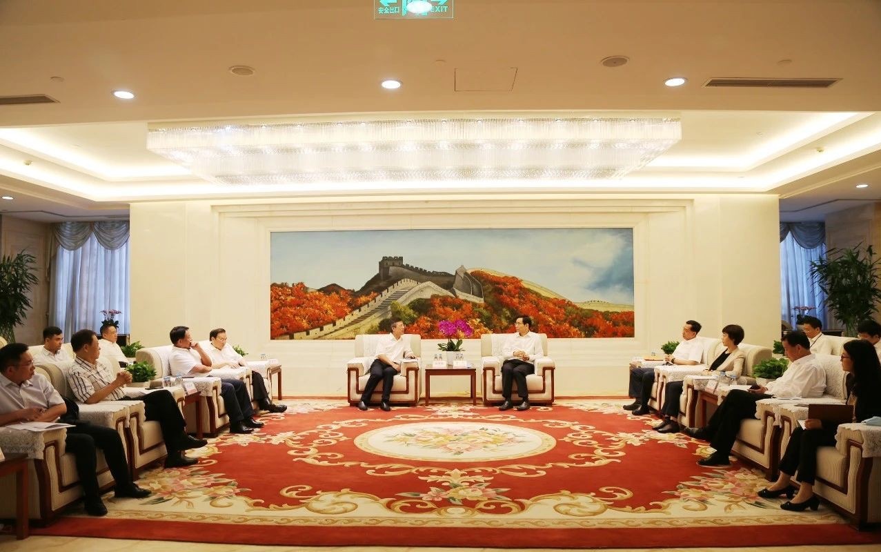 8-25-1.jpg 8-25-1.jpg