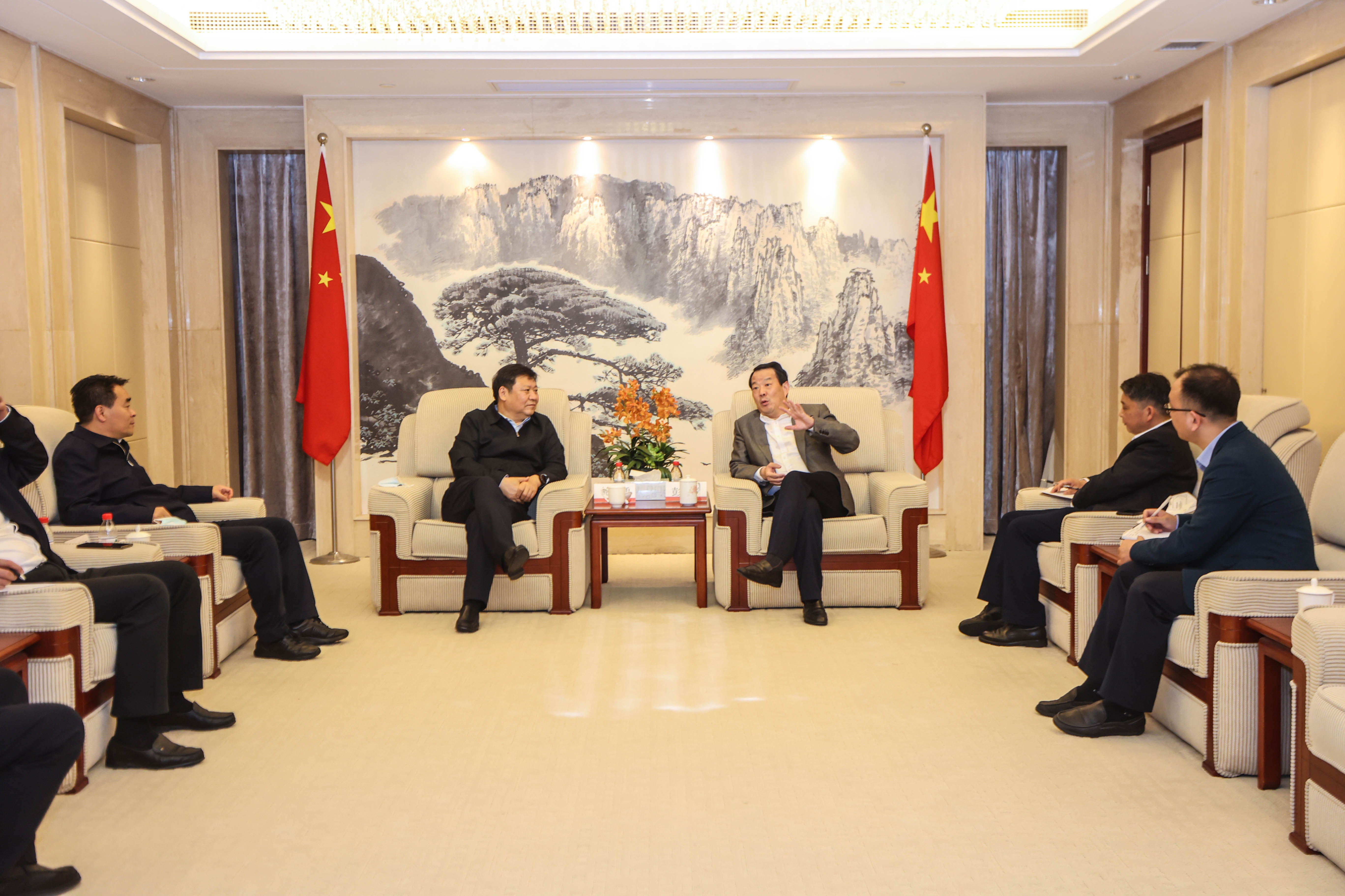 鲍常勇.jpg 鲍常勇.jpg