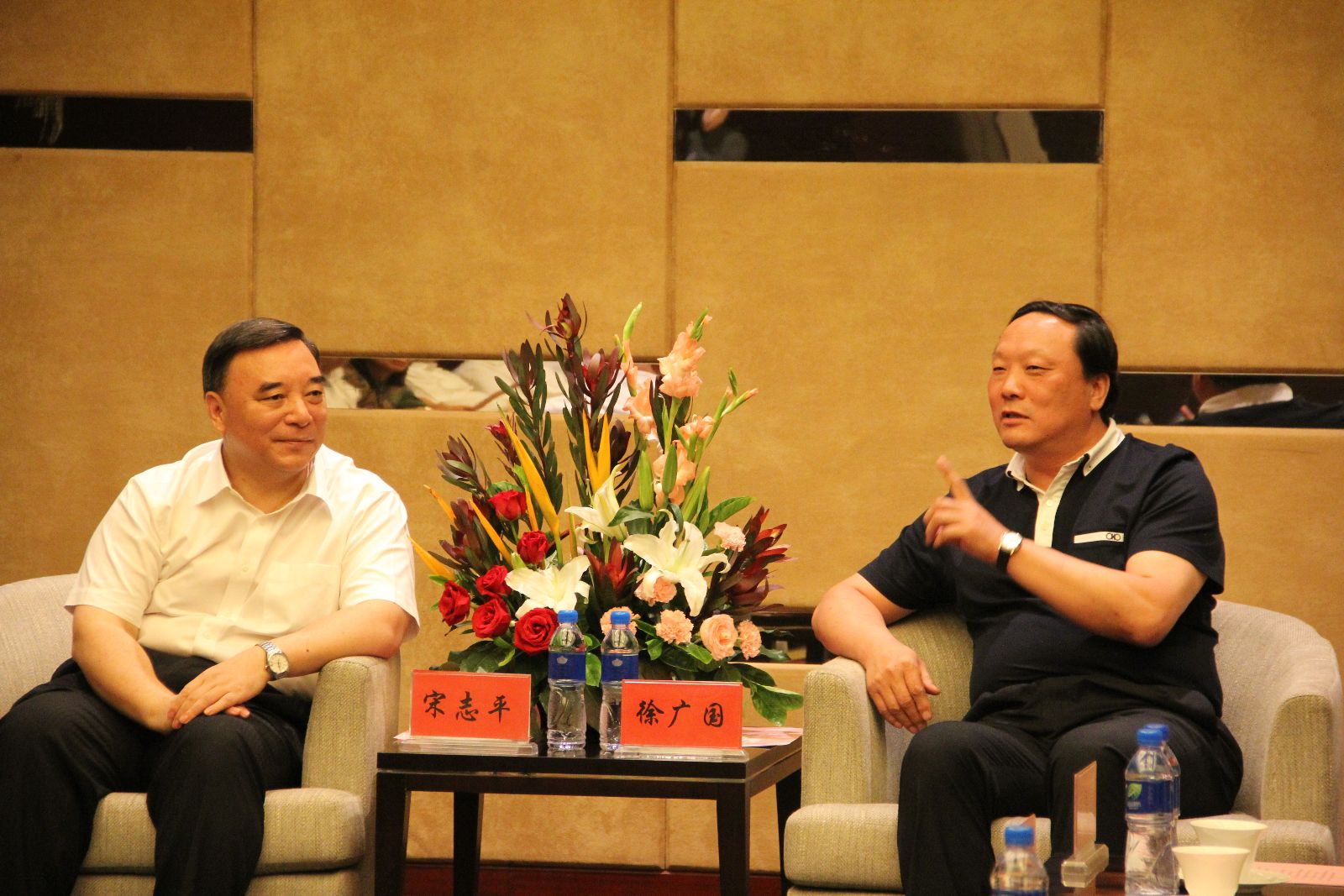 Bevictorΰ¹-Τ(й)-ΰʼ1946